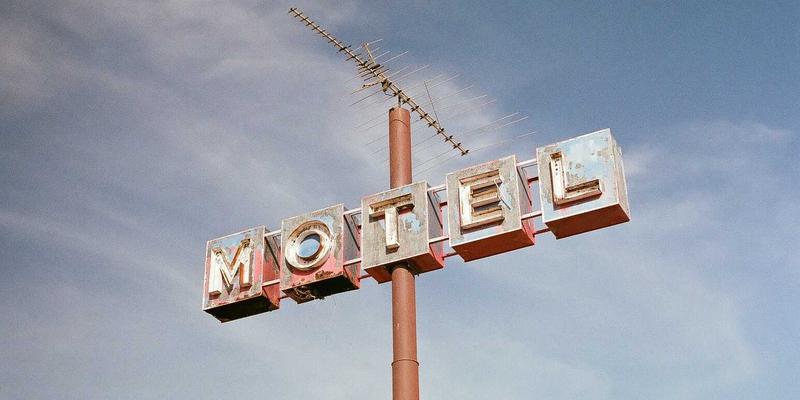 工业互联网的“精准心跳”：揭秘TSN如何通过DMPAS等关键技术保障确定性时延